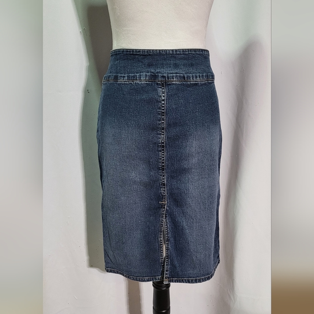 Paris Blue Juniors Medium Wash High Waisted Knee Length Denim Skirt Size 5 🐈 - Picture 9 of 10
